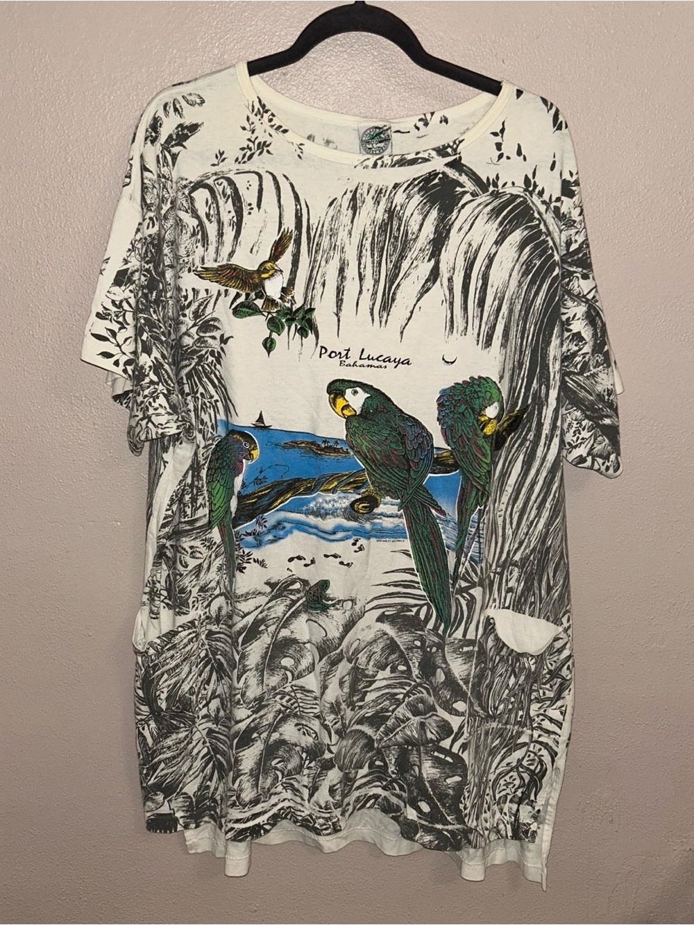 VTGStanley Michaels Bahamas Parrot Beach Cover Up Port Lucaya